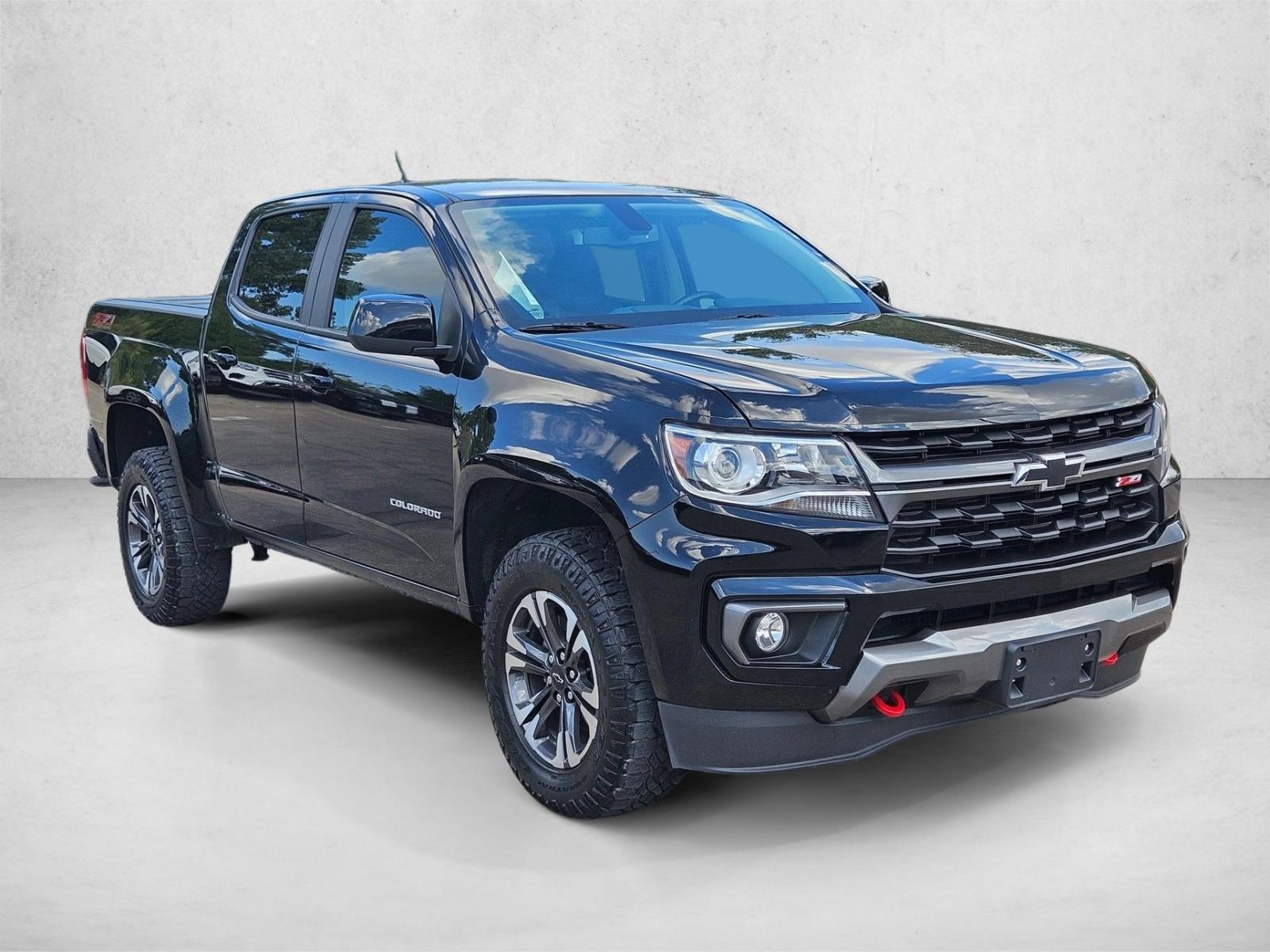 2022 Chevrolet Colorado Z71 photo 3