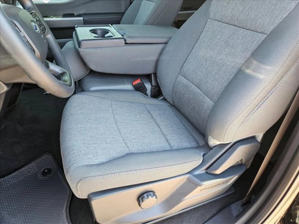 New 2026 Ford F-250 XL Truck Crew Cab