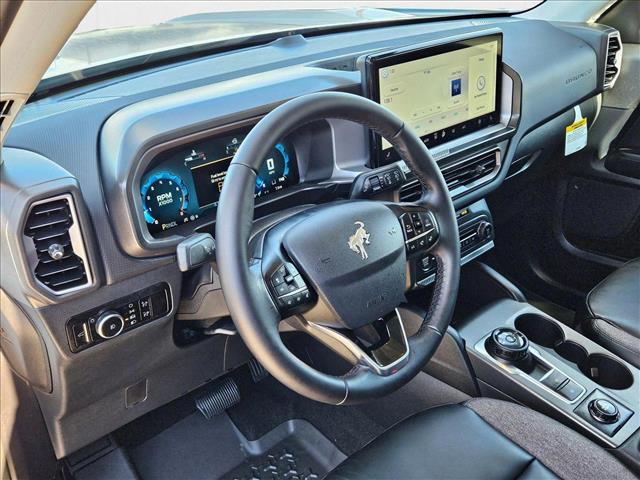 2025 Ford Bronco Sport Big Bend photo 2
