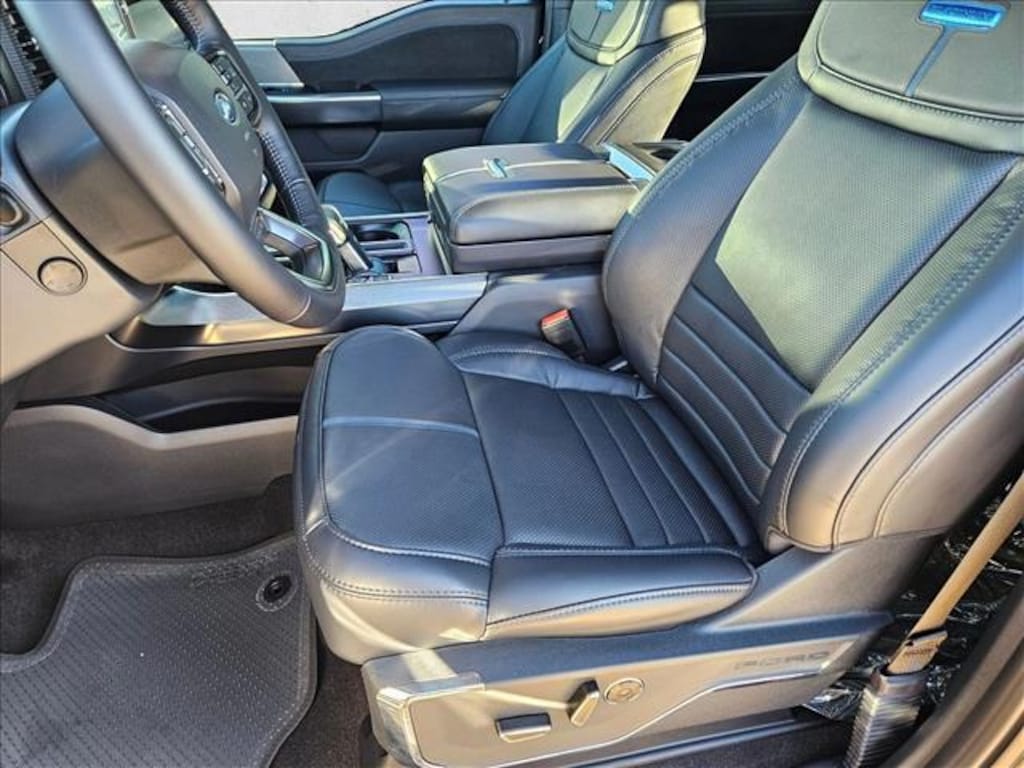 New 2025 Ford F-150 Platinum Truck SuperCrew Cab