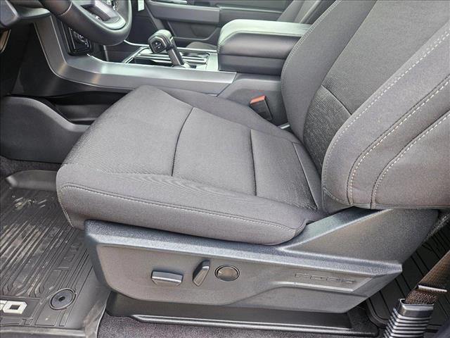 2025 Ford F-150 XLT photo 4
