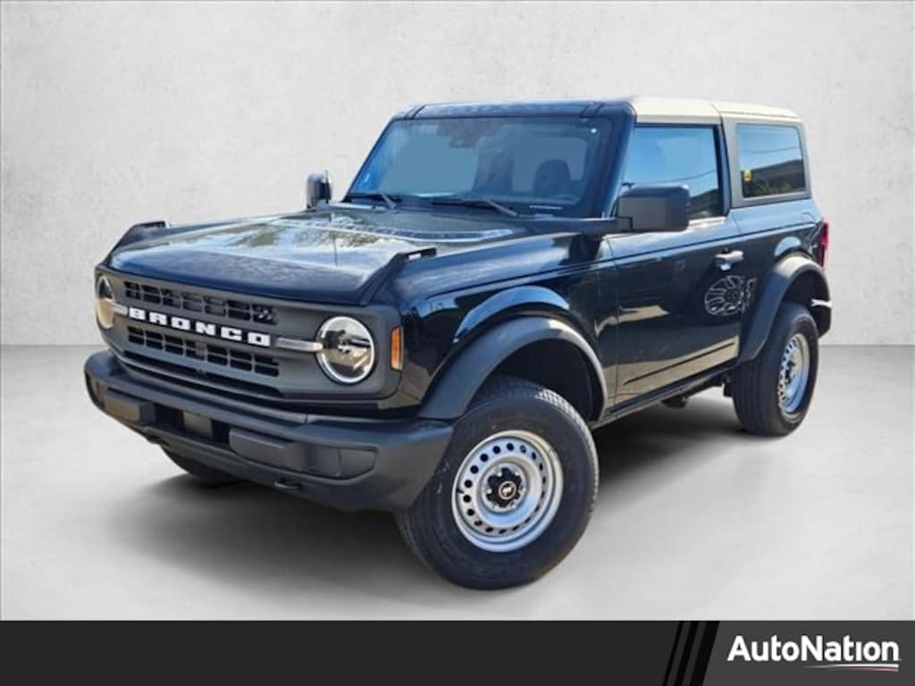New 2025 Ford Bronco Base SUV