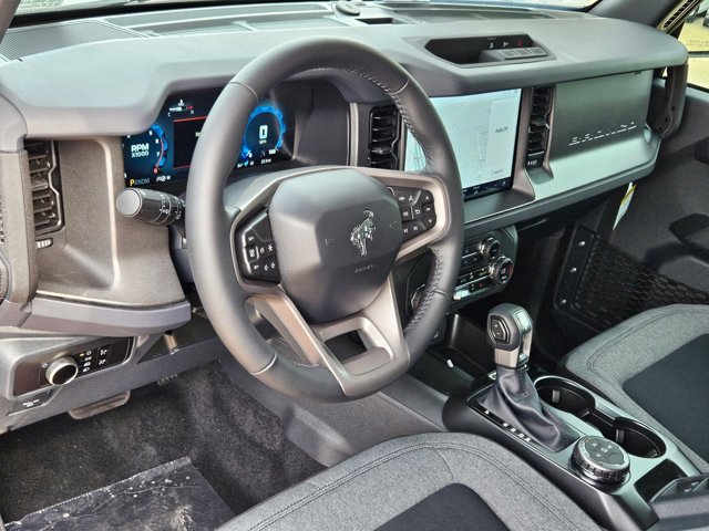 2025 Ford Bronco Big Bend photo 3