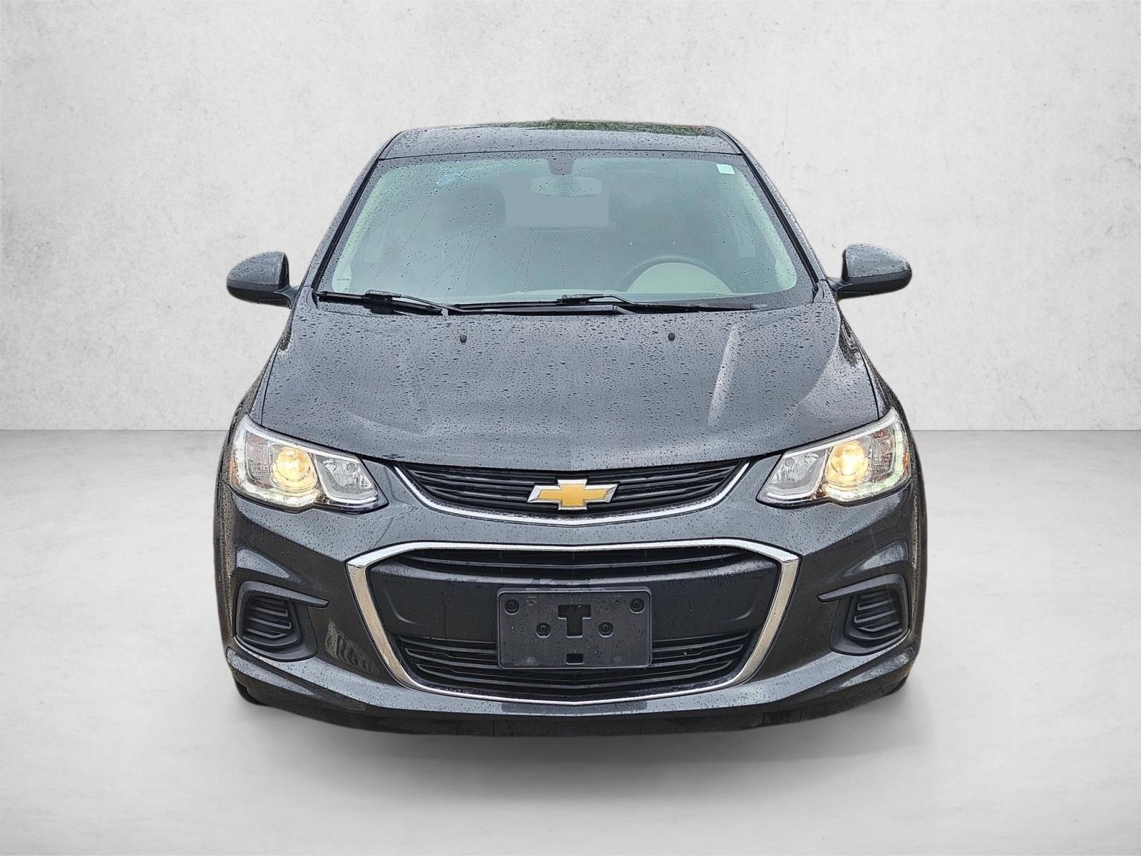 2020 Chevrolet Sonic LS photo 2