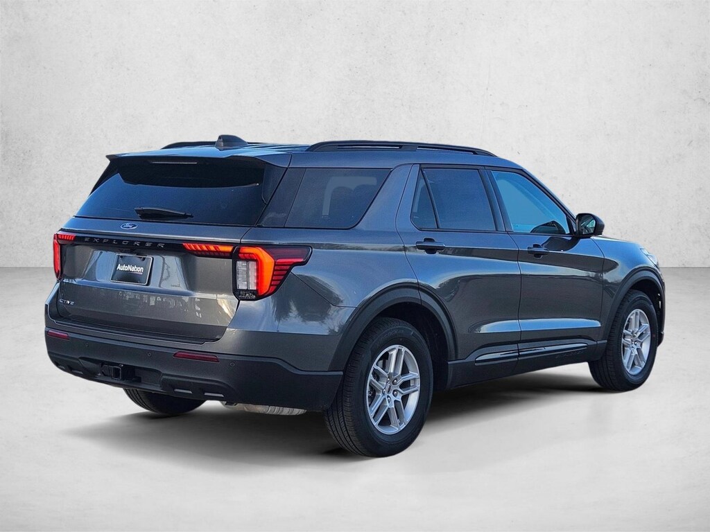 New 2026 Ford Explorer Active w/200A Pkg SUV