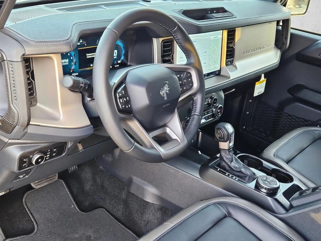 New 2025 Ford Bronco Outer Banks SUV