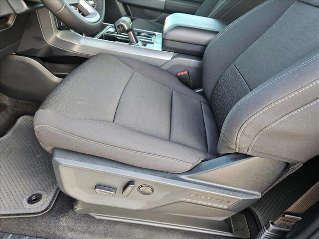 2025 Ford F-150 XLT photo 4