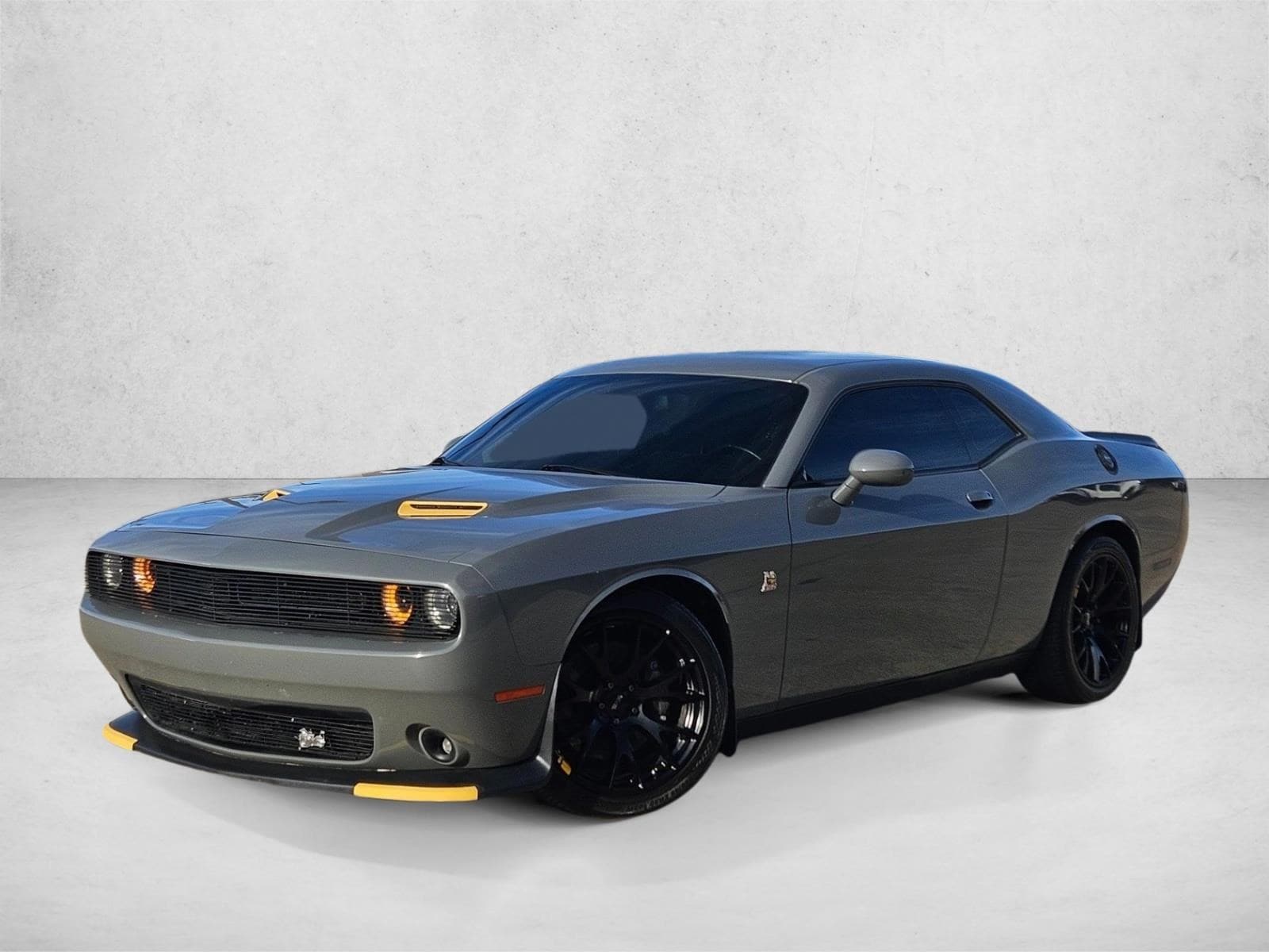 2017 Dodge Challenger Scat Pack's photo