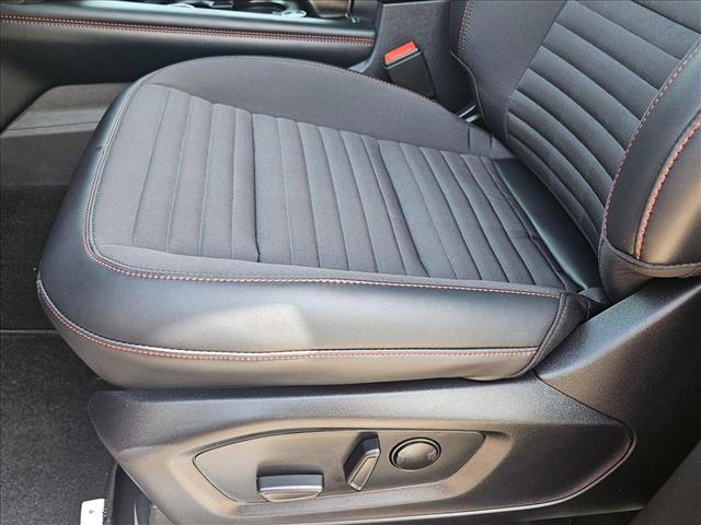 2025 Ford Explorer ST-Line photo 4