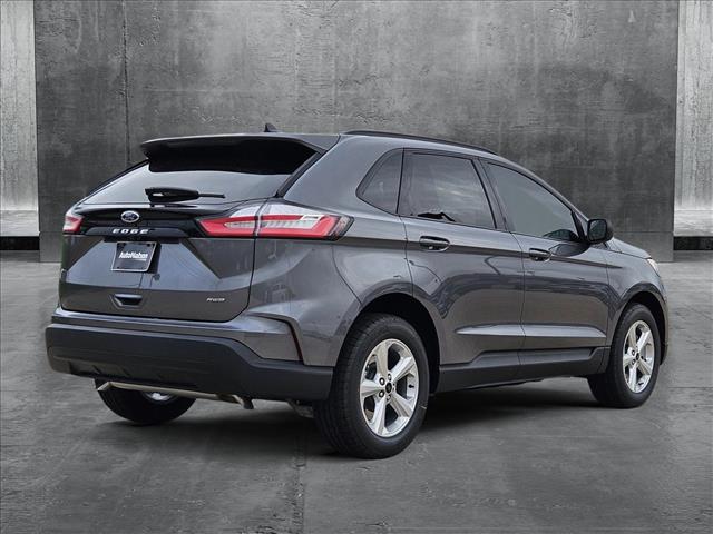 2024 Ford Edge SE photo 2