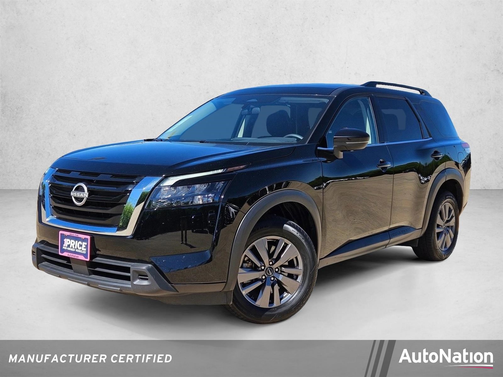 2025 Nissan Pathfinder SV 4WD's photo