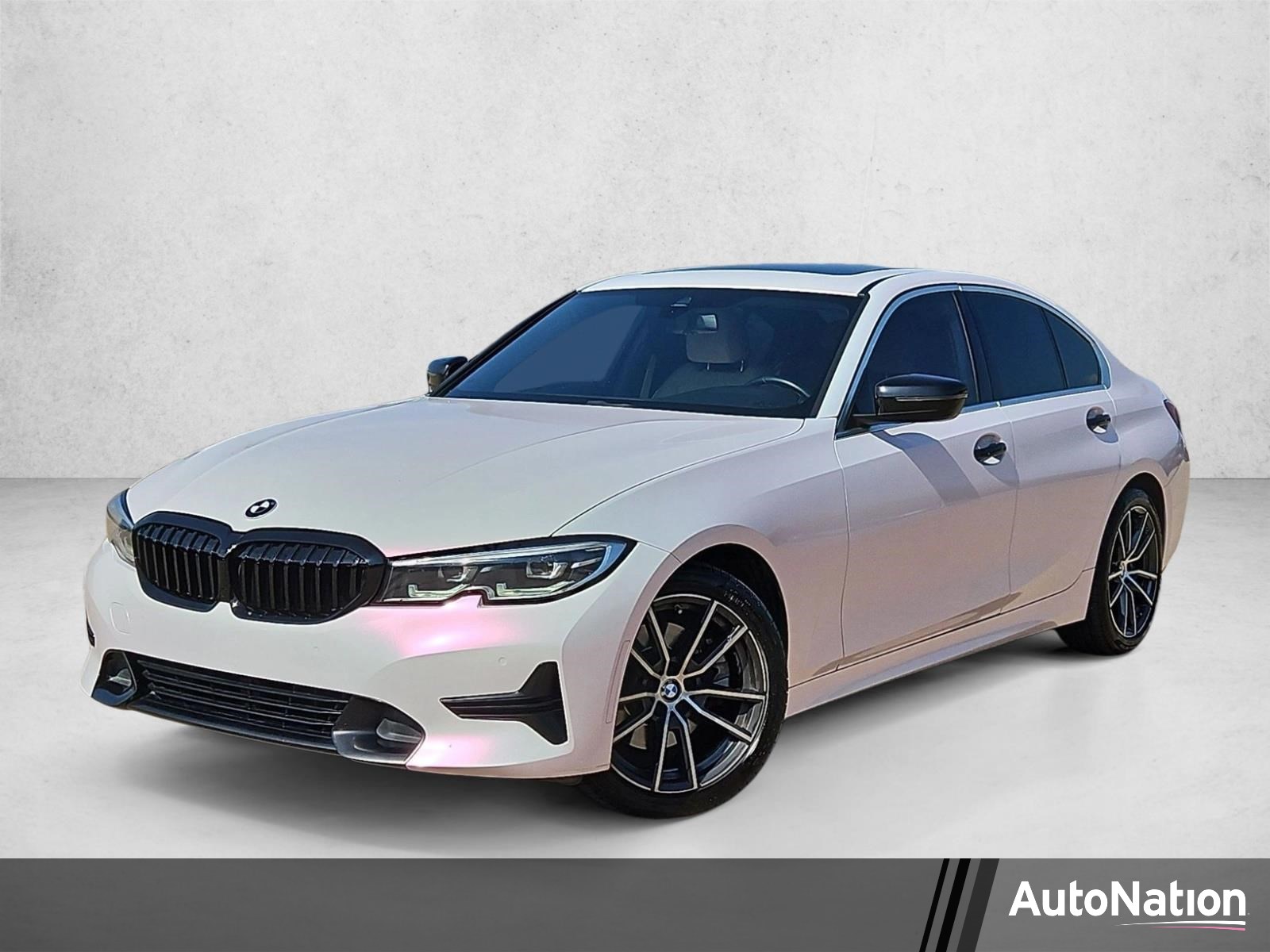  BMW 330i