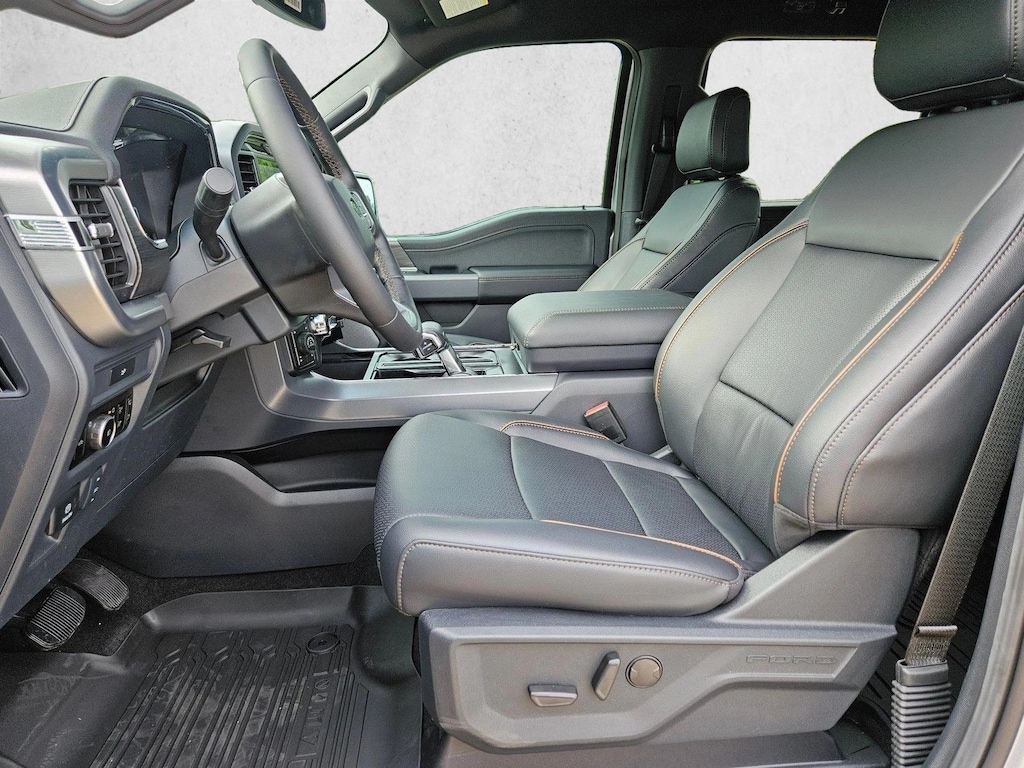 New 2026 Ford F-150 LARIAT Truck SuperCrew Cab