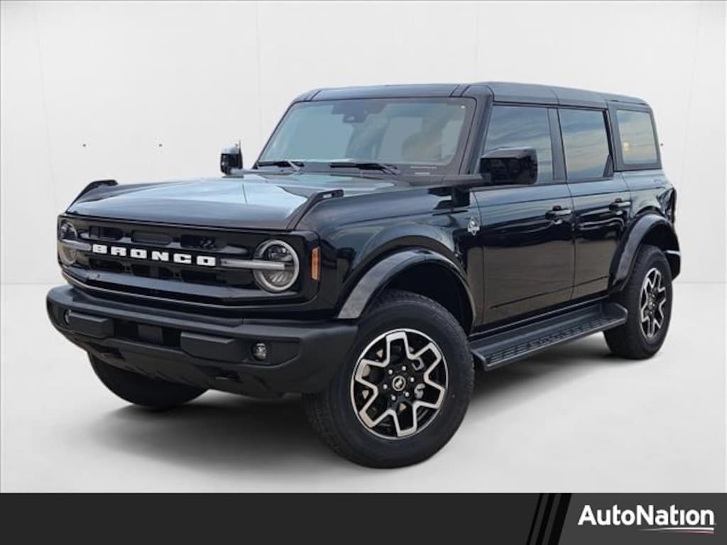 New 2025 Ford Bronco Outer Banks SUV