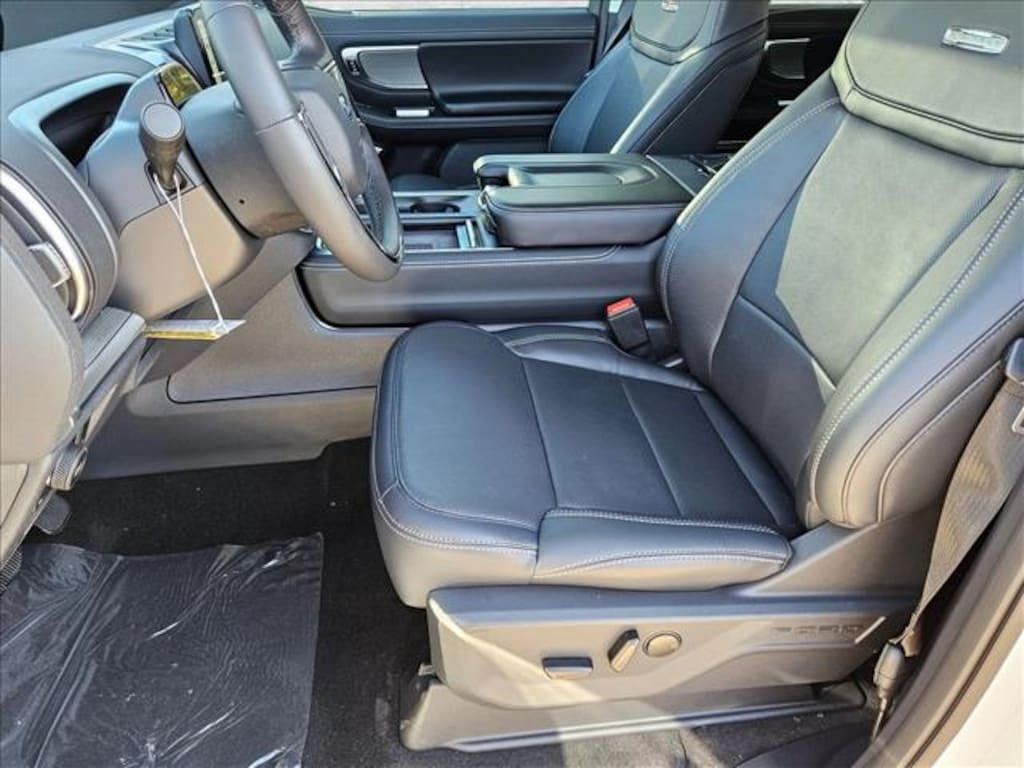 New 2025 Ford Expedition Max Platinum SUV