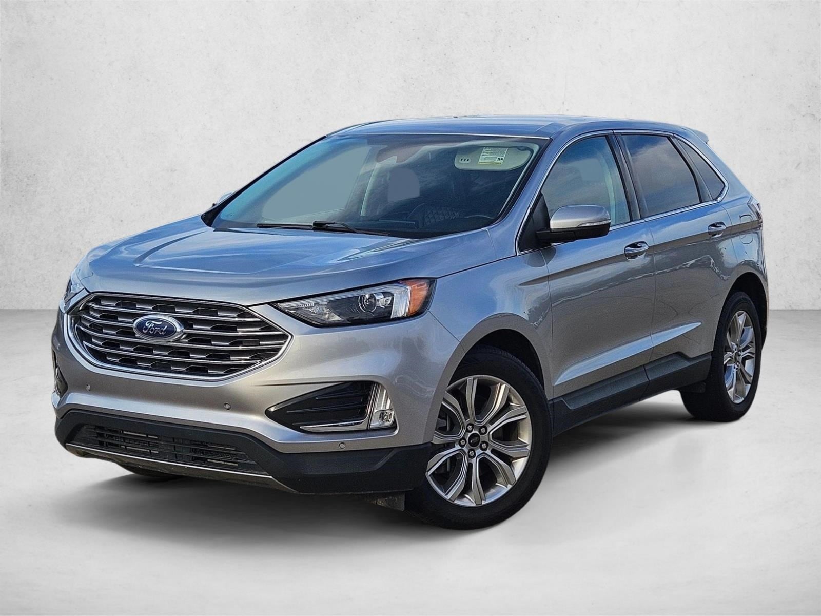 2024 Ford Edge Titanium's photo