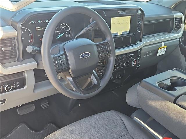 2025 Ford F-250 XL photo 3