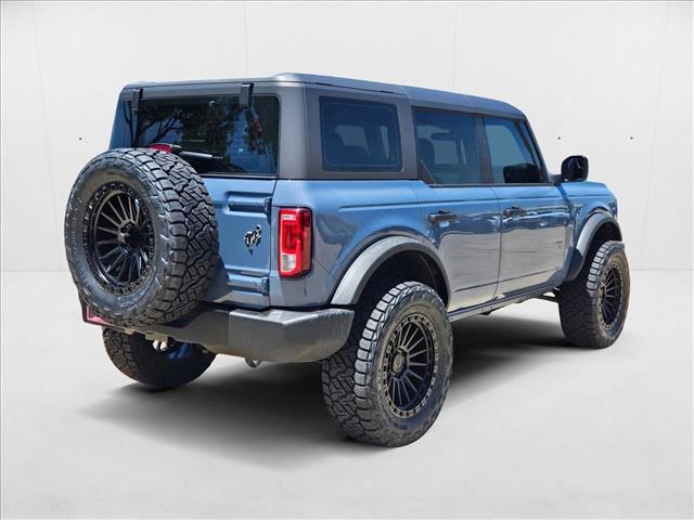 2025 Ford Bronco Base photo 2