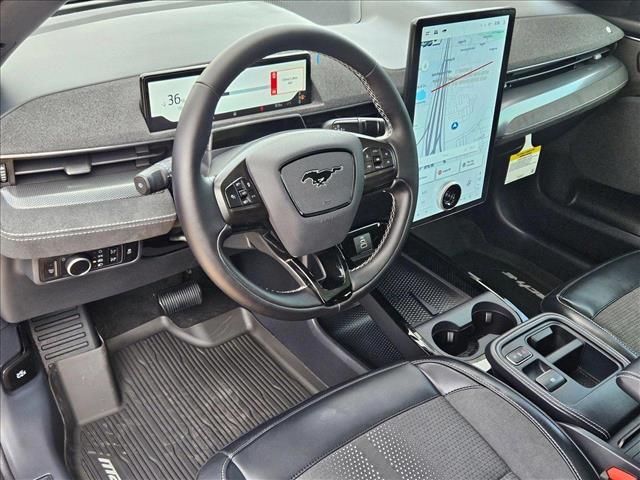 2025 Ford Mustang Mach-E GT photo 3