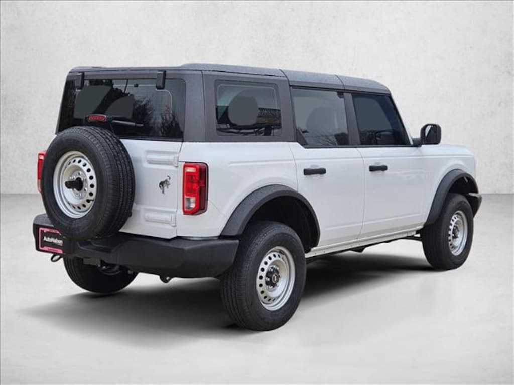New 2025 Ford Bronco Base SUV