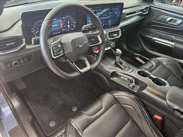 2025 Ford Mustang GT Premium photo 3