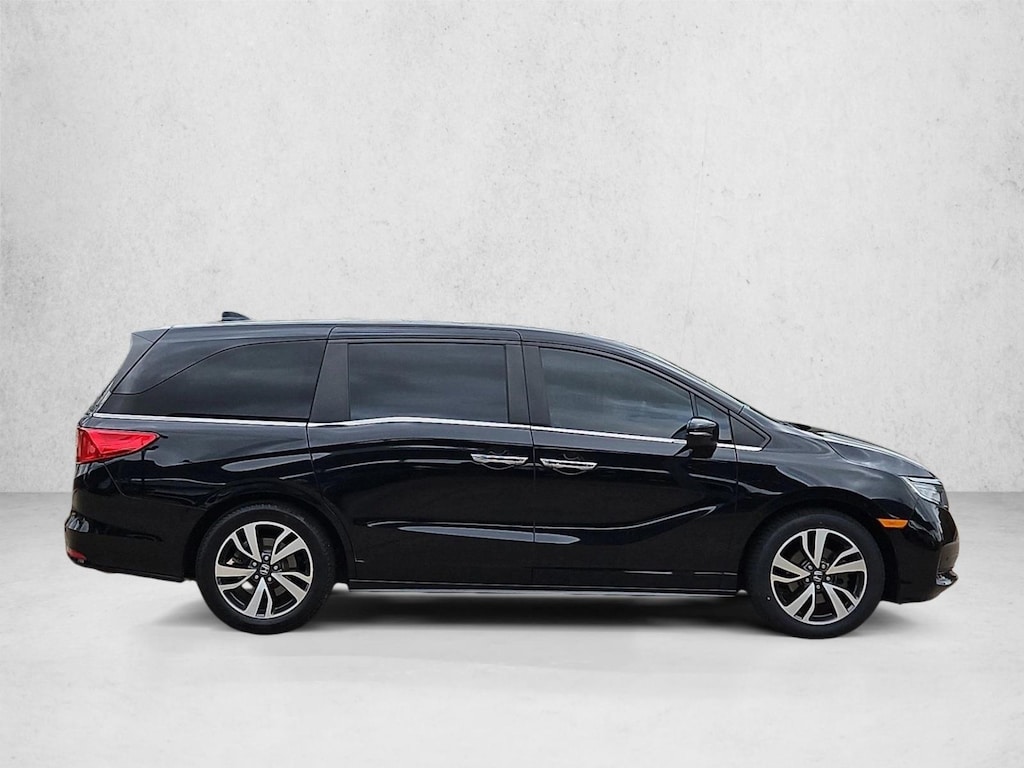 Used 2021 Honda Odyssey Touring Van