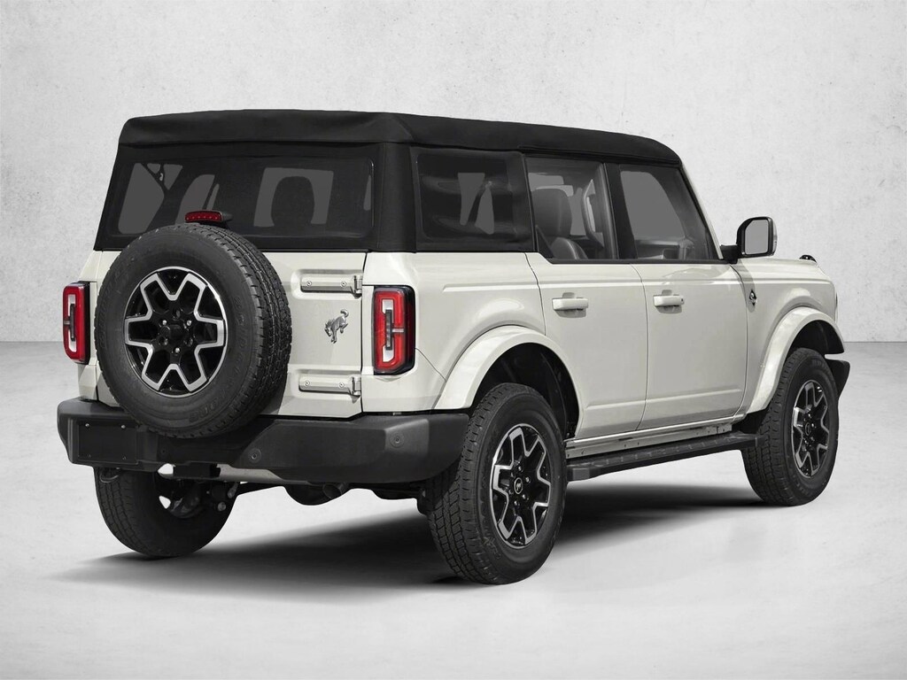 New 2026 Ford Bronco Outer Banks SUV