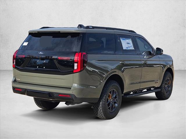 2025 Ford Expedition photo 2