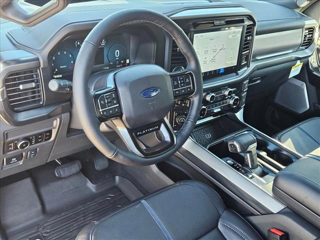 2025 Ford F-150 Platinum photo 3