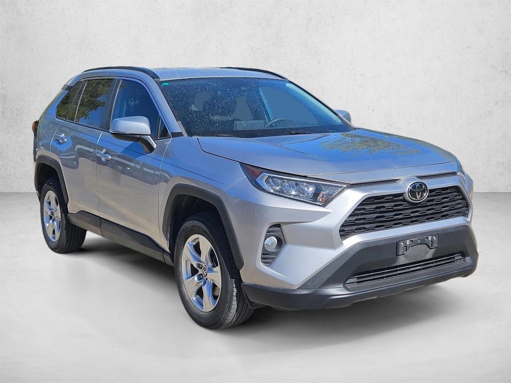 Used 2021 Toyota RAV4 XLE SUV