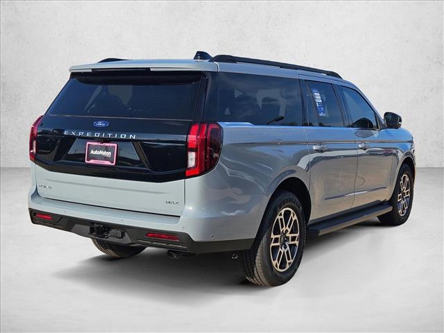 2025 Ford Expedition MAX photo 2