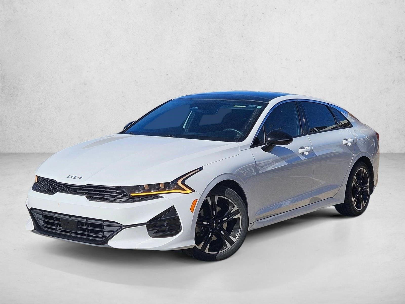 2023 Kia K5 GT-Line's photo