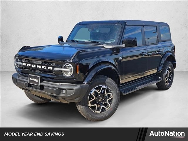 2025 Ford Bronco 4-Door Outer Banks's photo