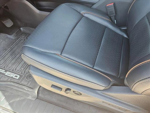 2025 Ford F-150 Lariat photo 4