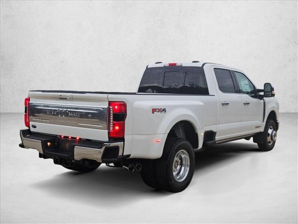 New 2026 Ford F-350 King Ranch Truck Crew Cab