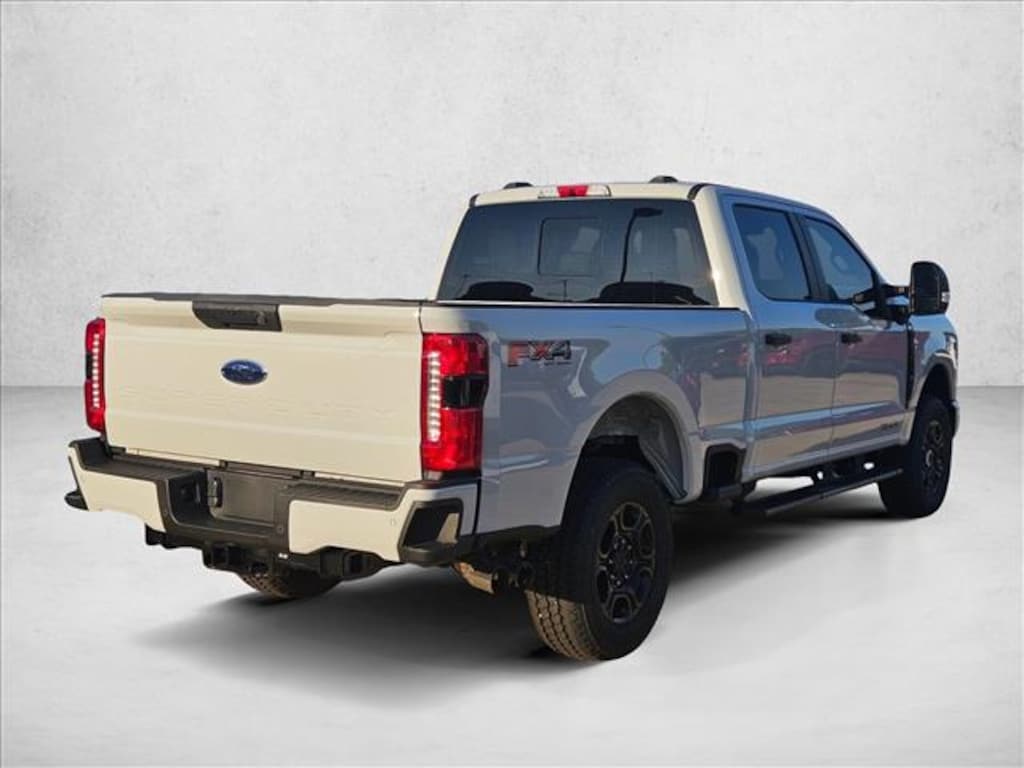 New 2026 Ford F-250 XL Truck Crew Cab