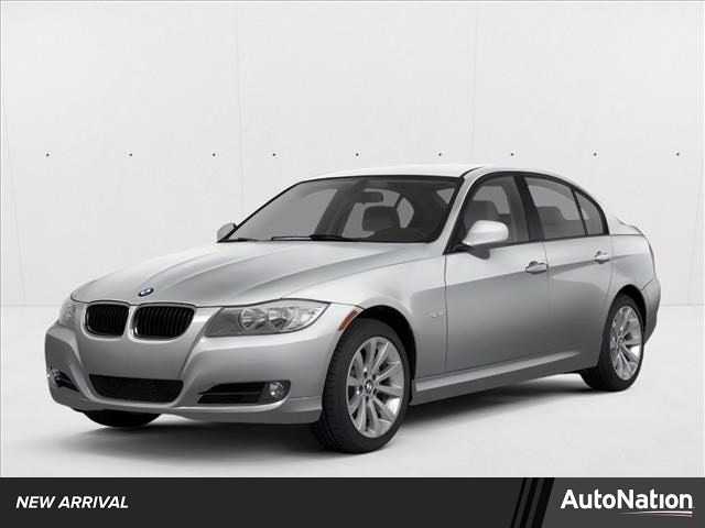 2011 BMW 3 Series 328i xDrive Sedan's photo