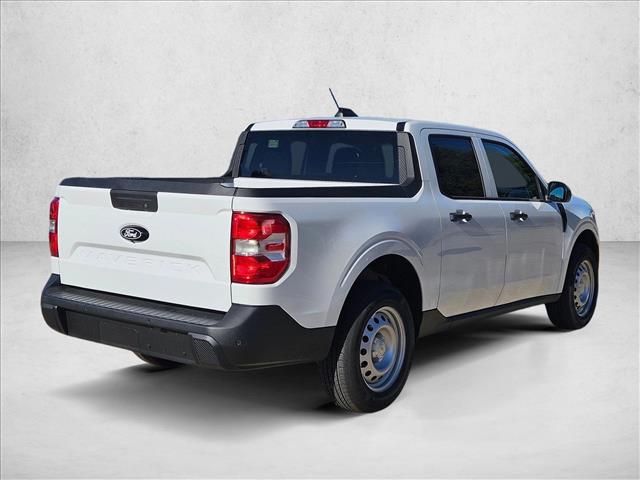 2025 Ford Maverick XL photo 2