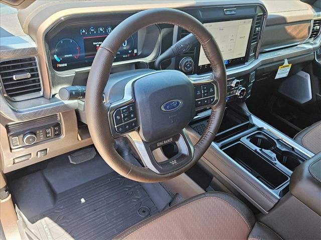 2025 Ford F-250 King Ranch photo 3