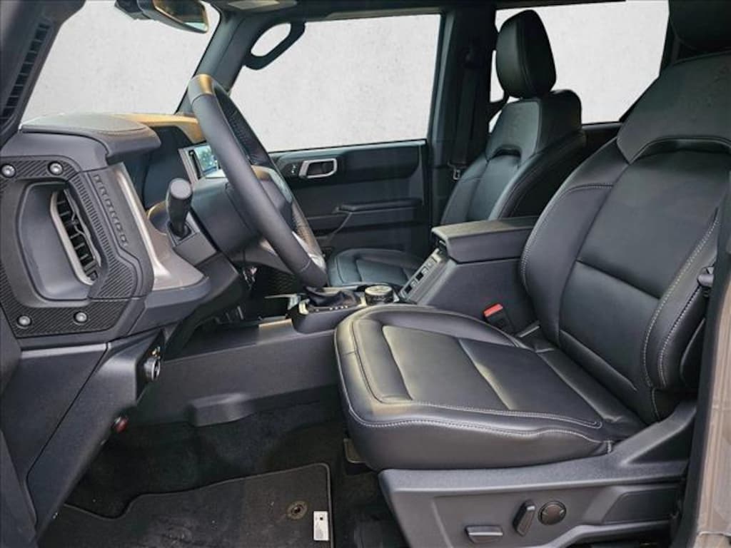 New 2026 Ford Bronco Outer Banks SUV