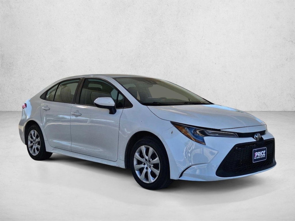 Used 2022 Toyota Corolla LE Sedan