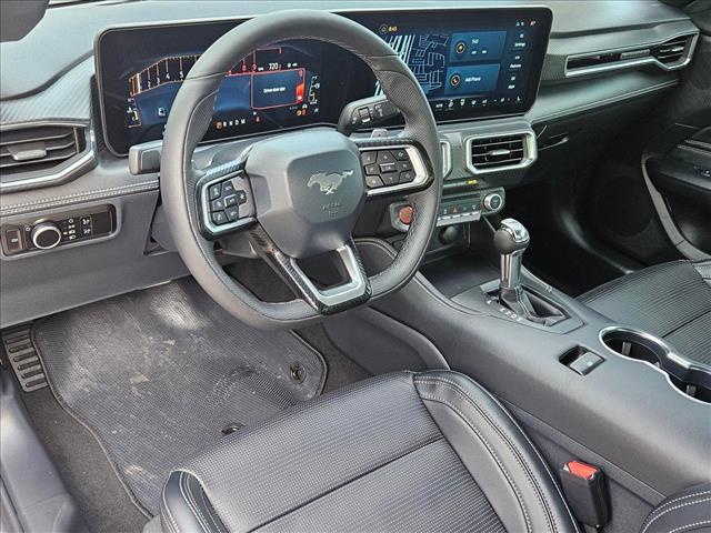 2025 Ford Mustang GT Premium photo 3