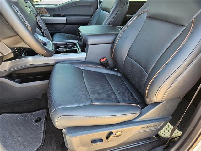 2026 Ford F-250 Lariat photo 4