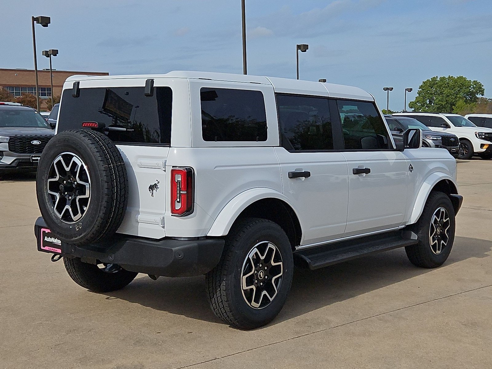 New 2026 Ford Bronco Outer Banks SUV