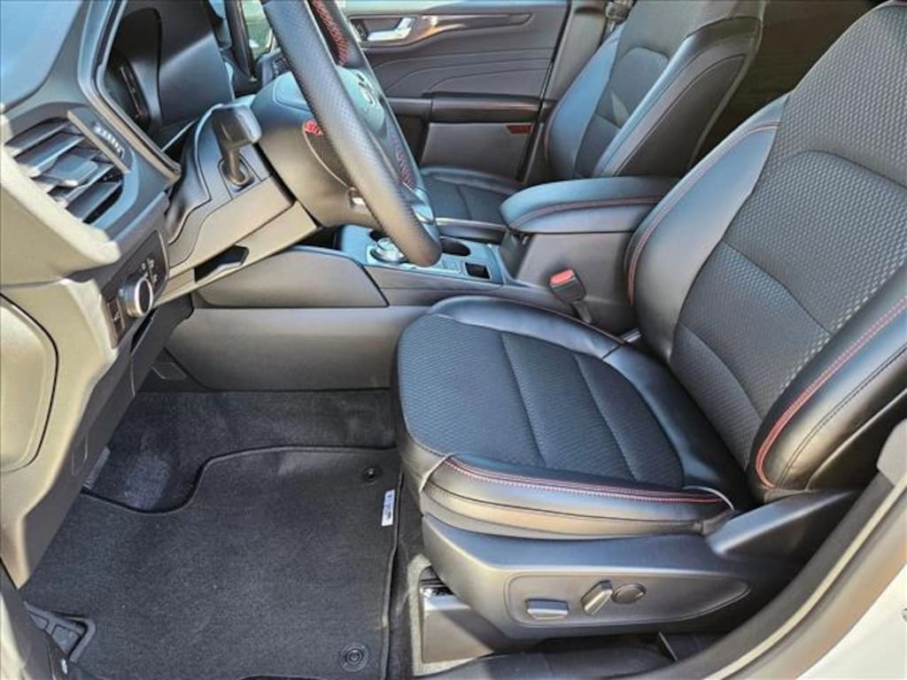 New 2026 Ford Escape ST-Line SUV