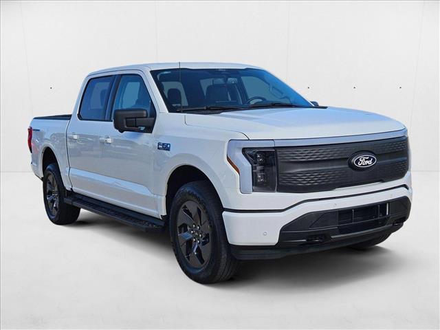 2025 Ford F-150 Lightning Flash - Photo 6