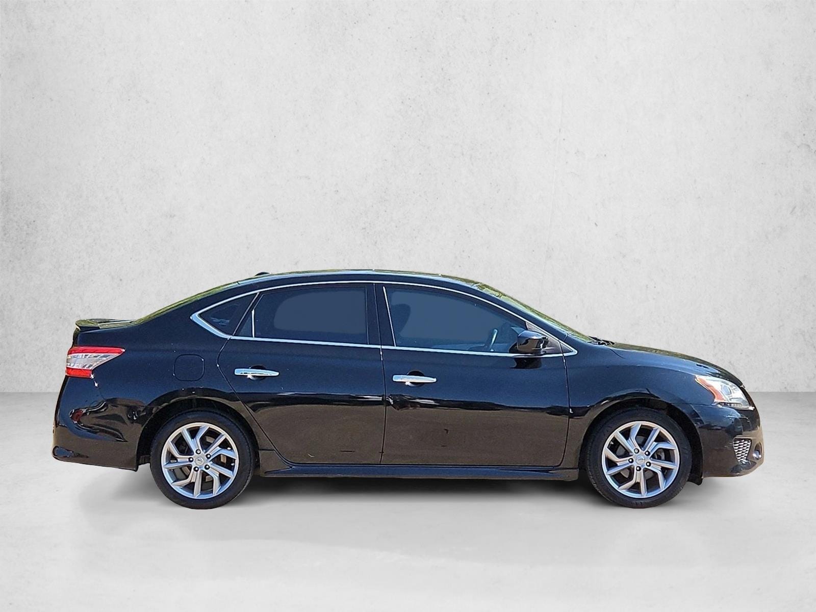 Used 2014 Nissan Sentra SR with VIN 3N1AB7AP3EY225547 for sale in Frisco, TX