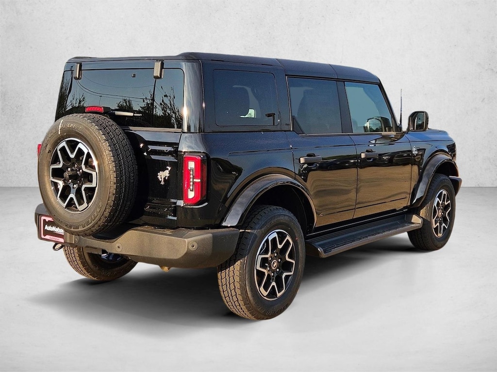 New 2026 Ford Bronco Outer Banks SUV