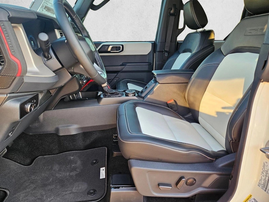 New 2026 Ford Bronco Outer Banks SUV