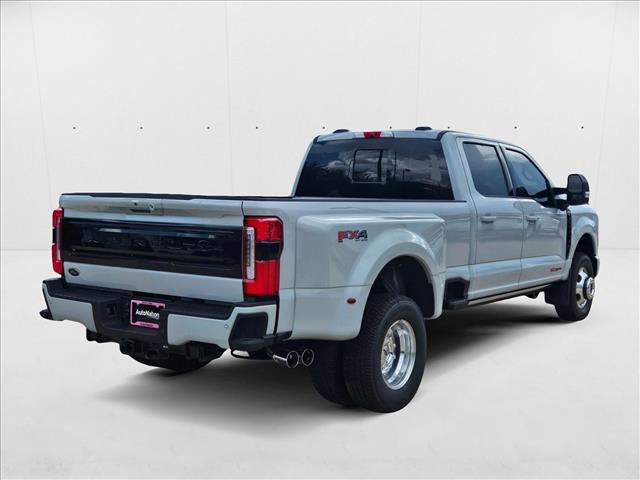 2026 Ford F-350 Platinum photo 2